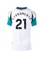 Billige Newcastle United Tino Livramento #21 Bortedrakt Dame 2024-25 Kortermet